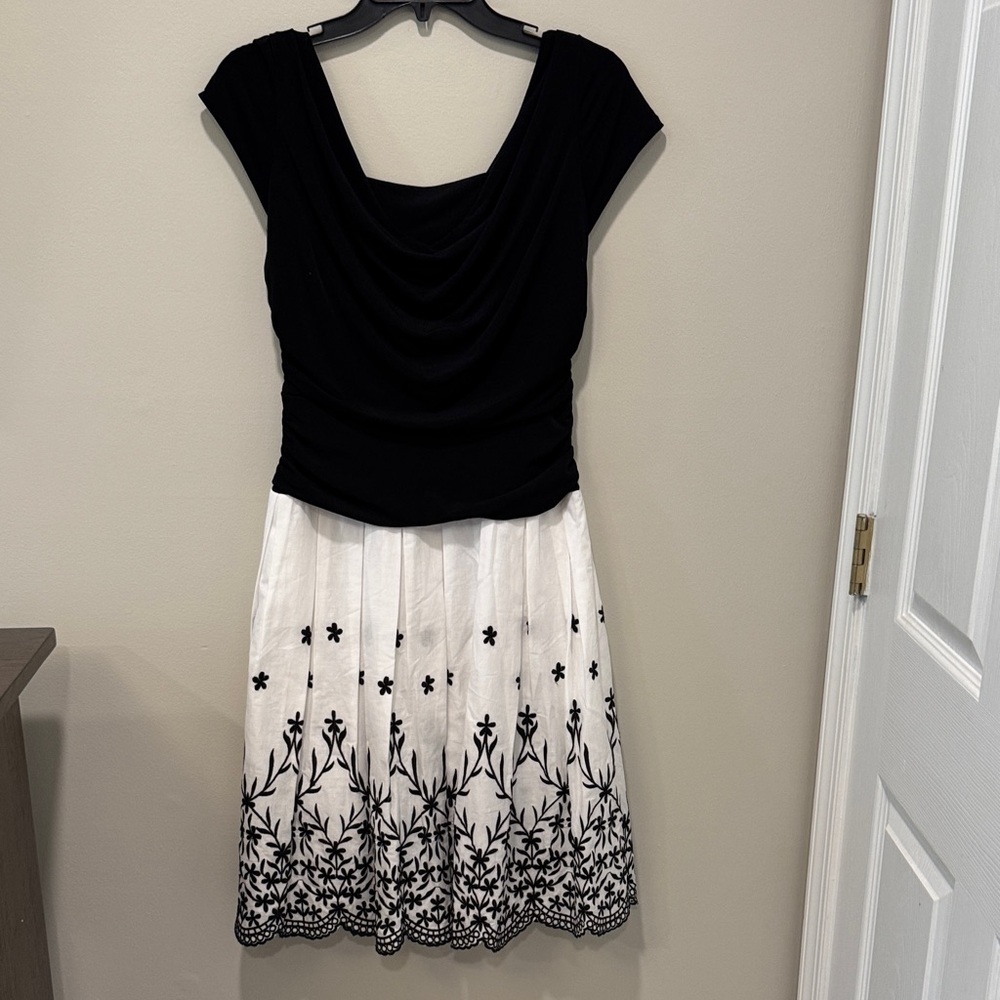S.L. Fashions Black and White Floral Dress